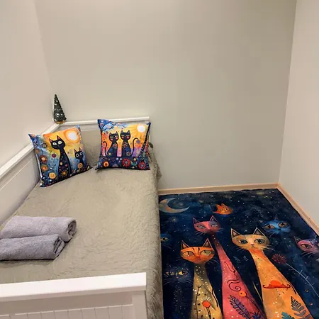 Villardi & Free Parking Apartment